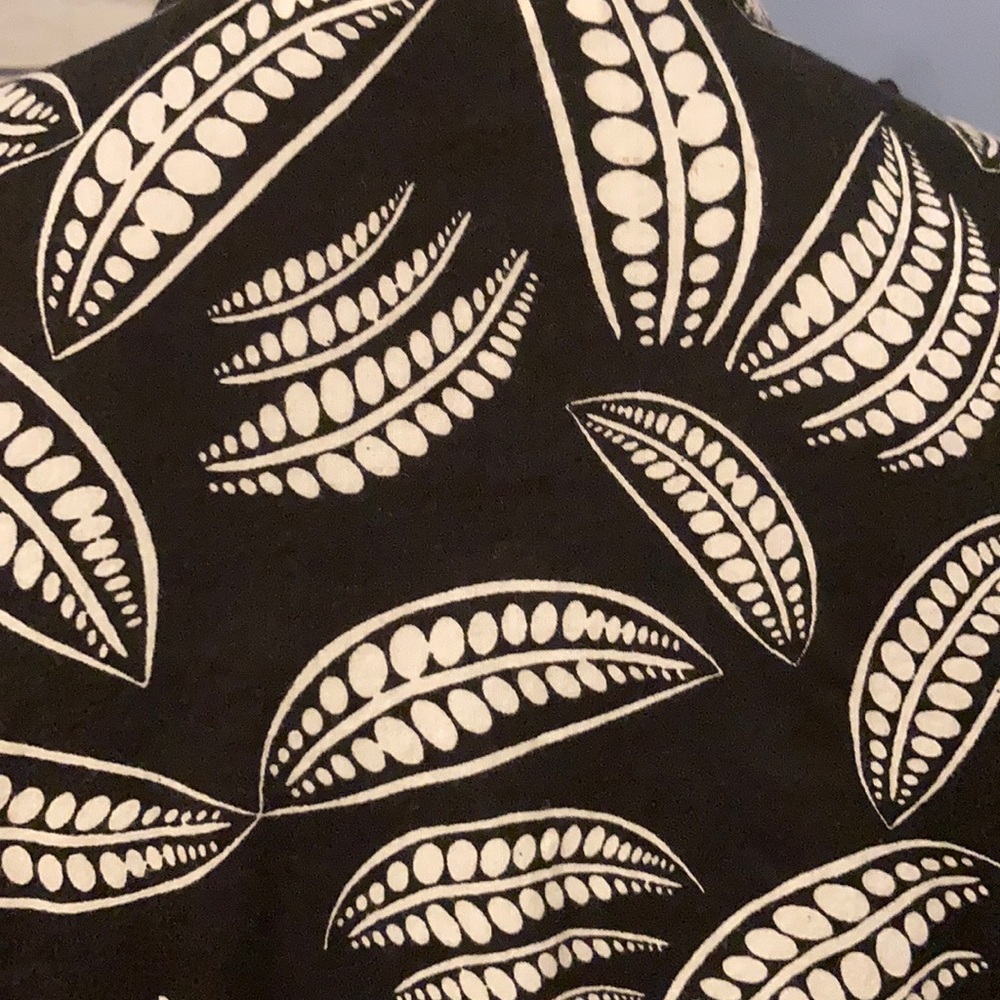 Batik Print Ruffle Front Blouse - Picture 5 of 5